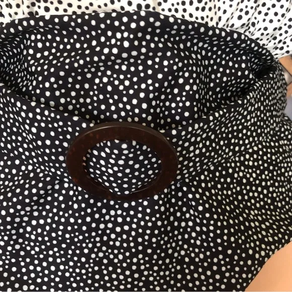 Two swimsuits - Picture 3 of 8